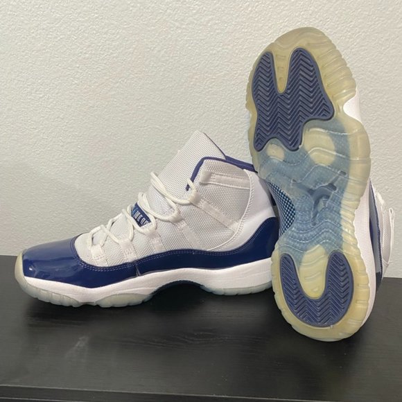 Air Jordan 11 Retro BG. White and University Blue. Size 6Y (Womens Size 8). - Picture 10 of 11